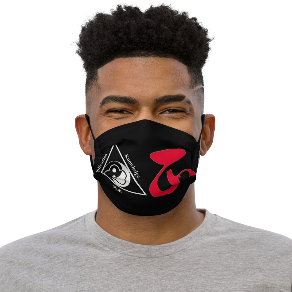 Ching Mo / Ip Ching Facemask