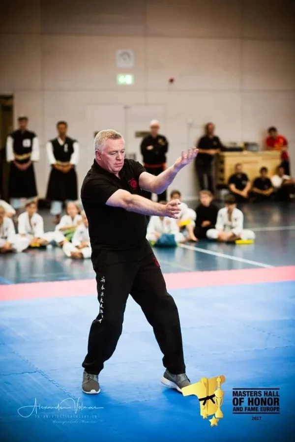 Ching Mo Members Courses